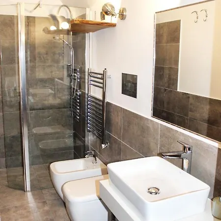 Quispaccanapoli 4* Napoli