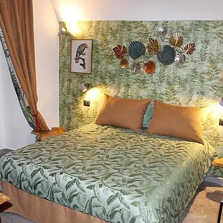 Quispaccanapoli 4*