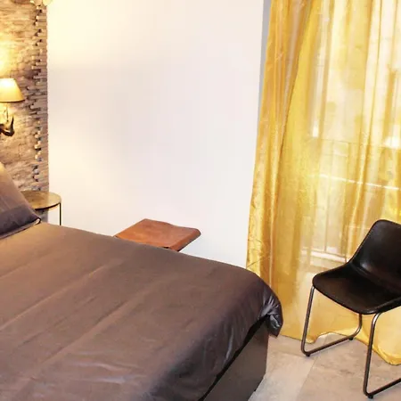 Quispaccanapoli 4* Nápoly